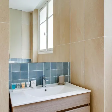 Apartment Sublime 4br-12p Paris